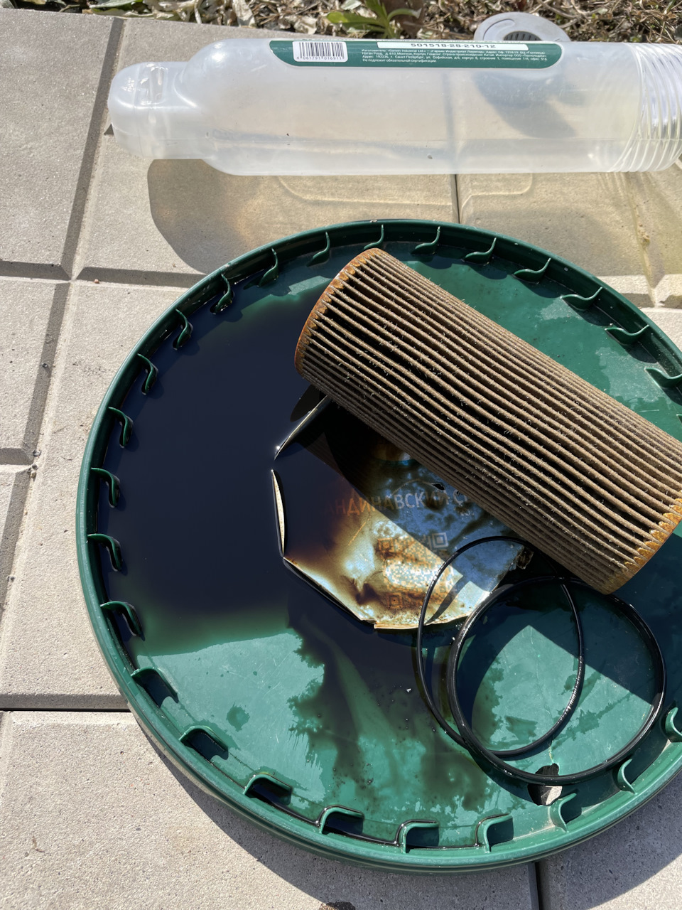 фильтр и масло через 30 минут работы. — Volkswagen Touareg (2G)