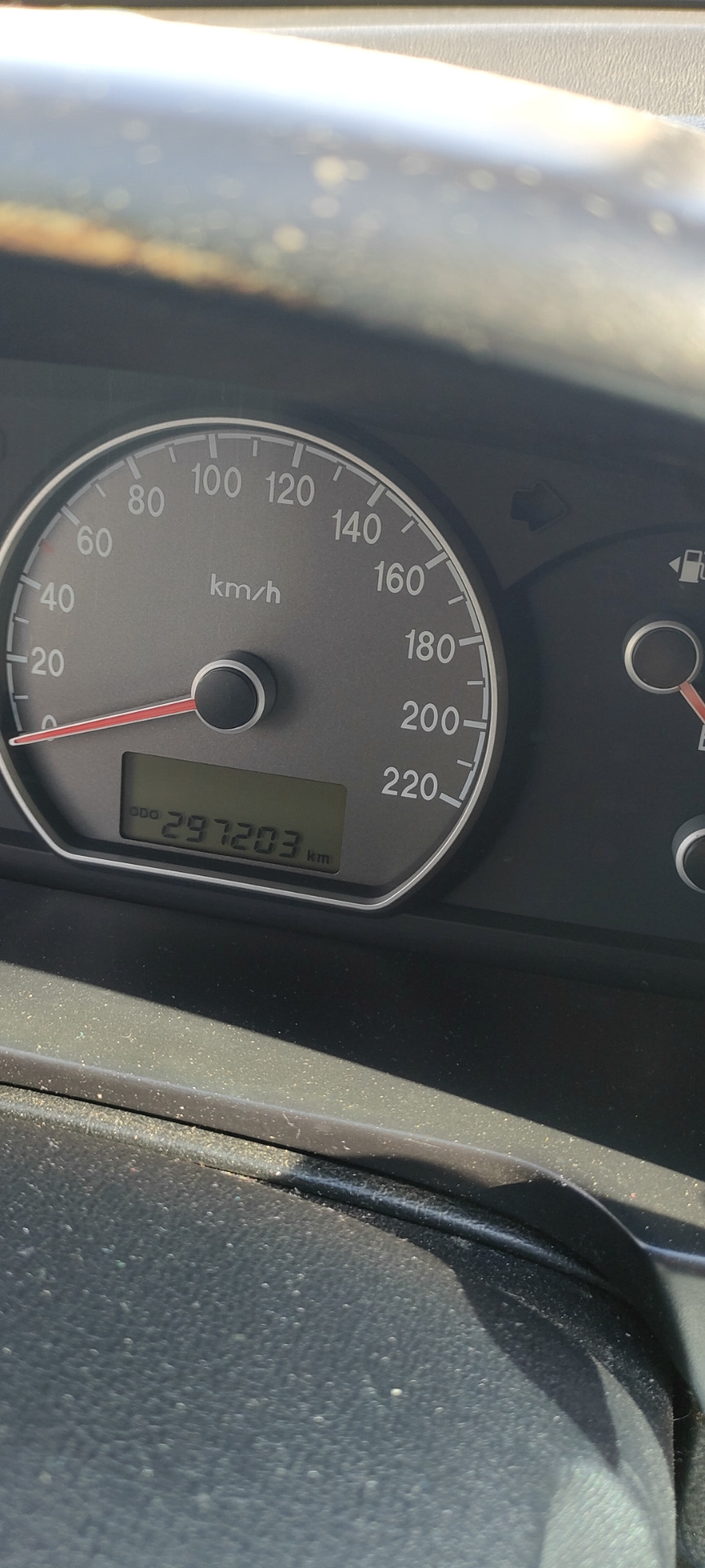 Лампочка дополнительного стоп сигнала и "оригинальная" прокладка ...