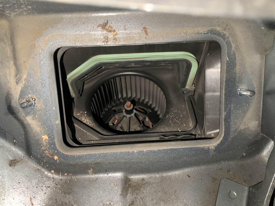 Дополнительный фильтр салона — Audi Q3 (1G), 2 л, 2017 года | своими ...