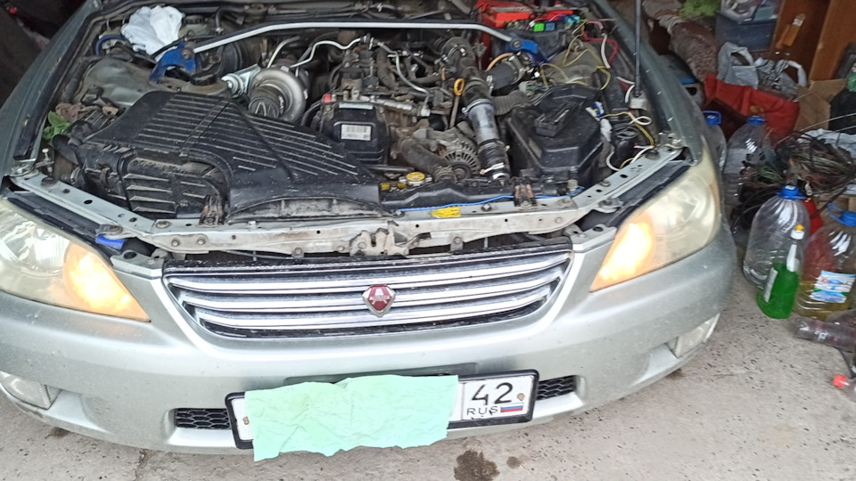 Дальний в пол накала Toyota Altezza, ДХО в дальнем, Функция ходовых ...