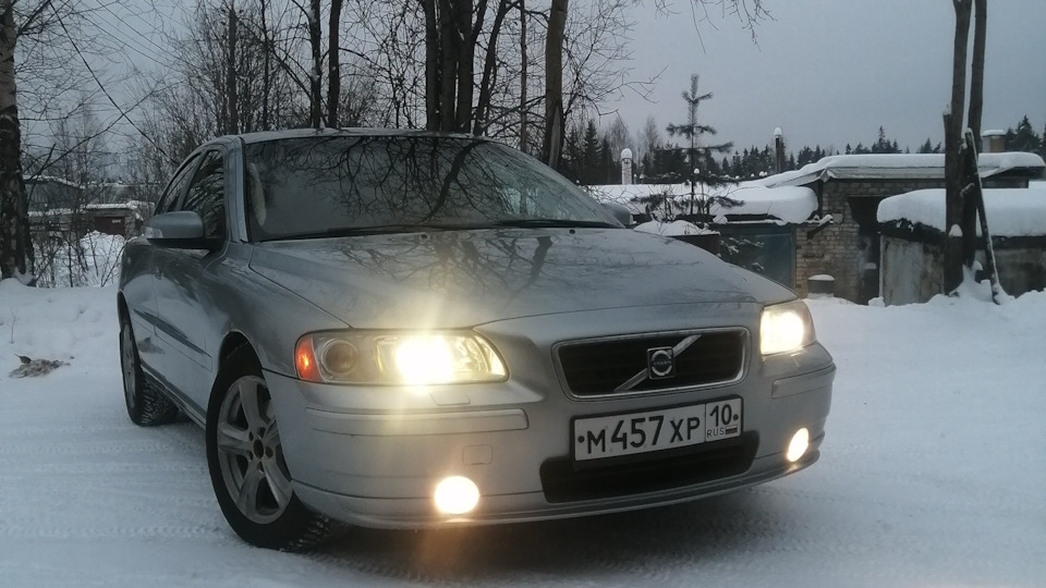 Ремонт штатной магнитолы — Volvo S60 (1G), 2,4 л, 2007 года | поломка ...