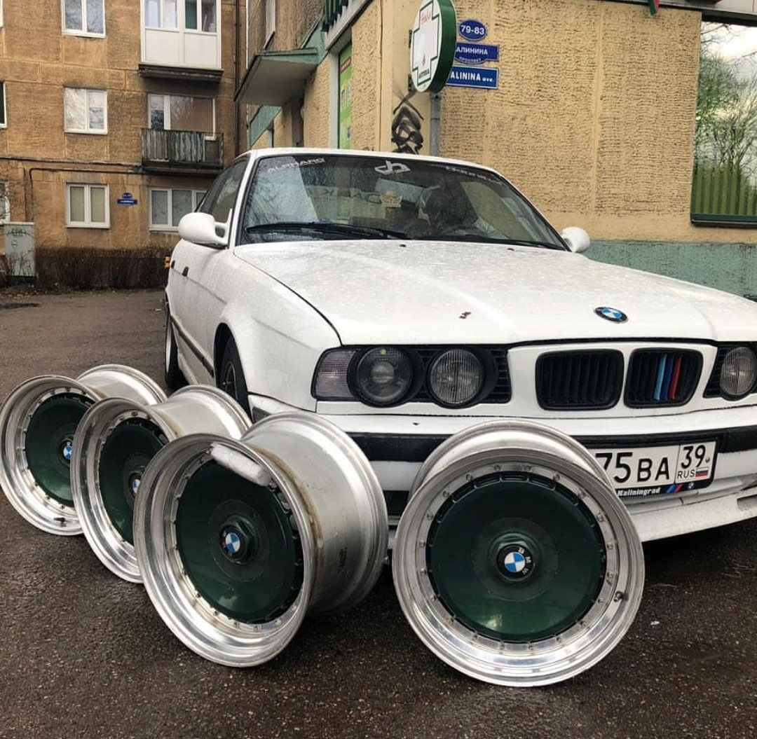 Kastom 3 Stil Prodan Bmw 5 Series 3 0 L 1984 Goda Na Drive2