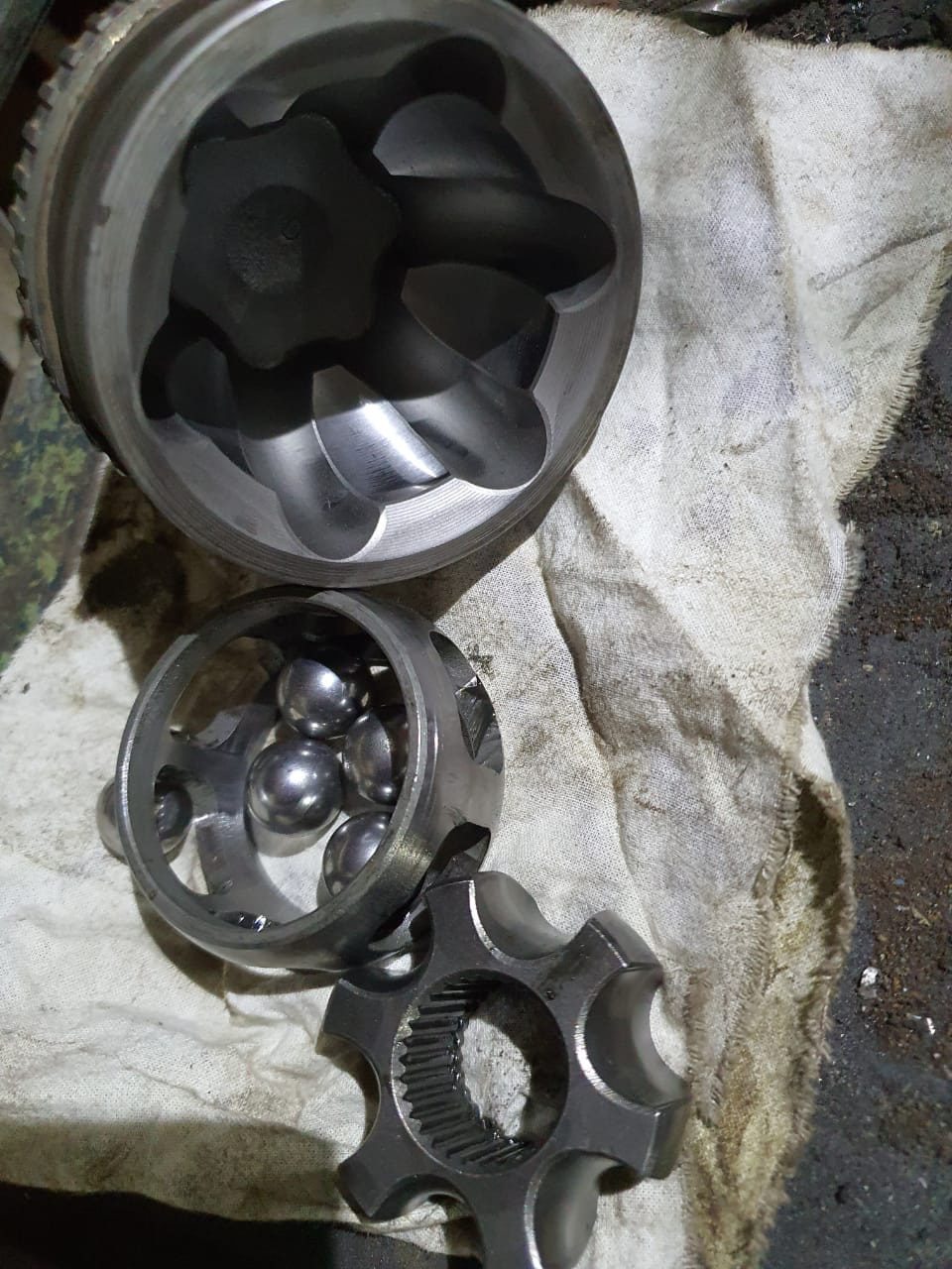 Замена пыльника гранаты — Honda HR-V (1G), 1,6 л, 2000 года | визит на ...