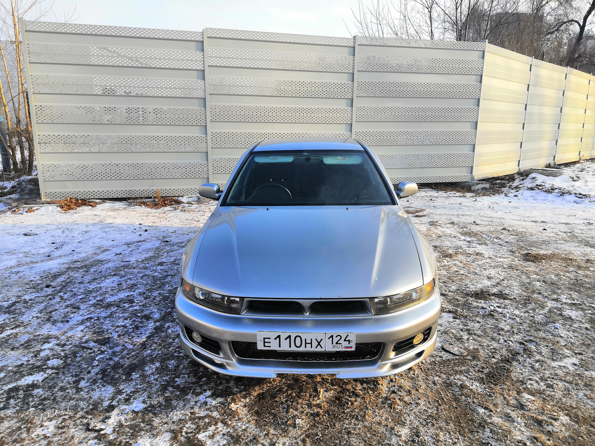 Дром митсубиси галант. Mitsubishi Galant 1998. Мицубиси Галант 1998г. Митсубиси Галант 1998 заводится и глохнет.