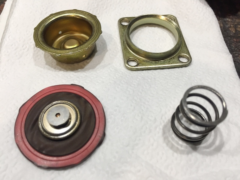 мембрана регулятора давления топлива