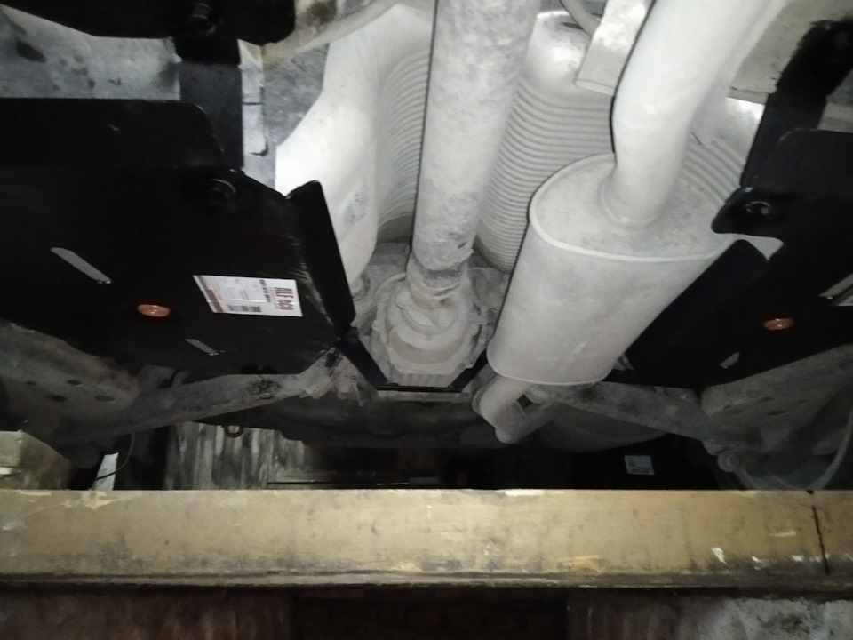 Установка защиты топливопроводов и топливных баков Alfeco — Nissan X ...