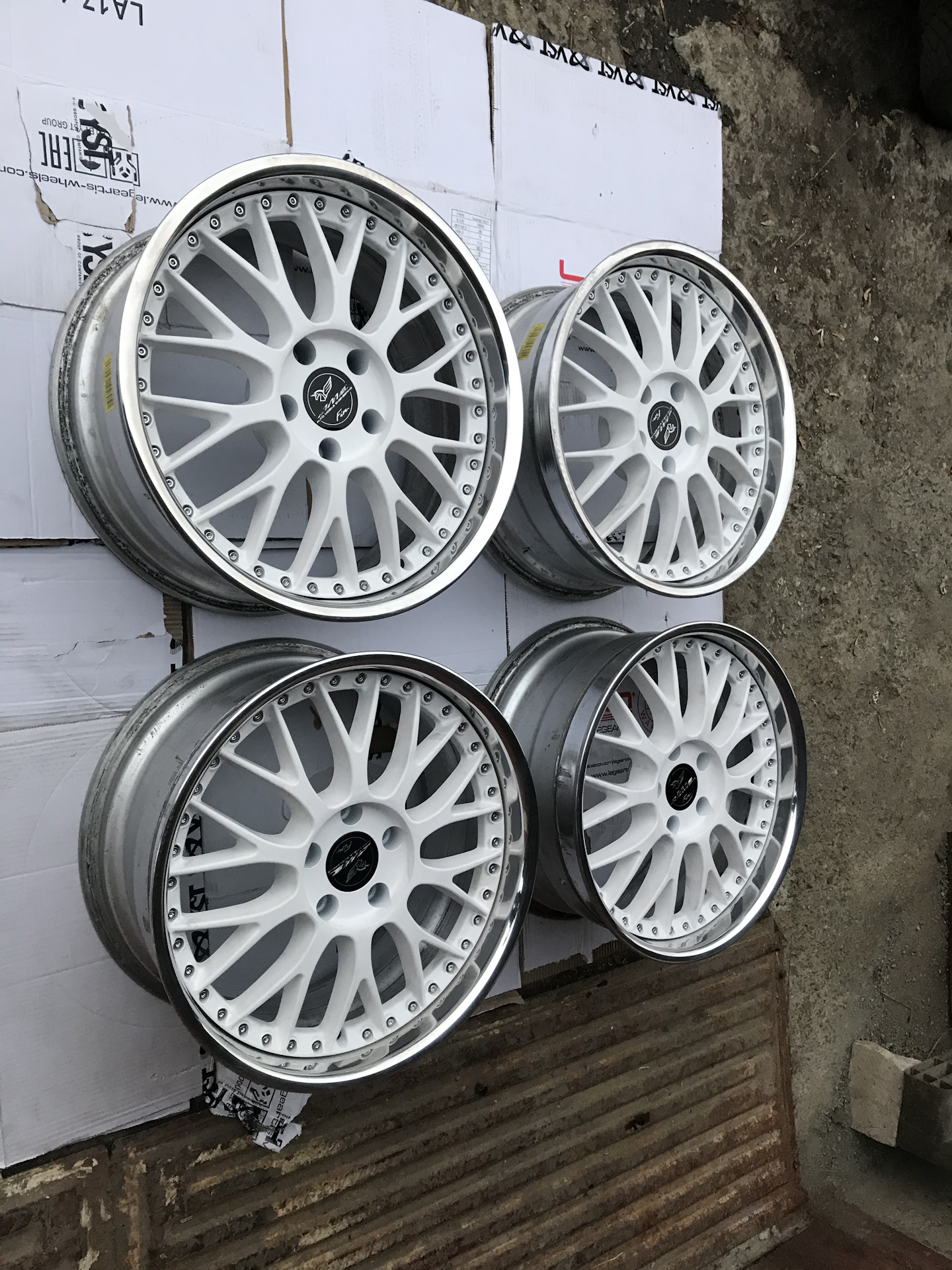 R fin. Enkei ame fin r20. R fin. R fin. Enkei ame fin на bmw.