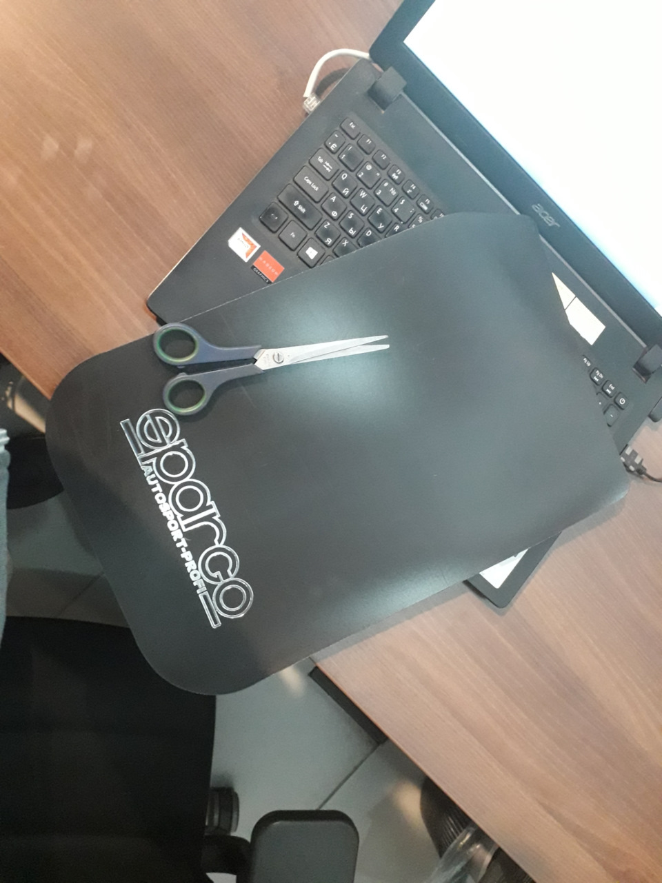 Берем брызговик sparco… — Lada 4x4 3D