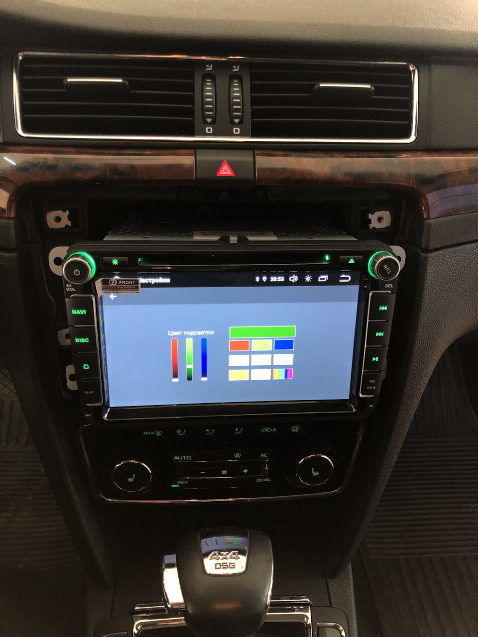 Штатная магнитола skoda rapid 2014. Магнитола рапид 2019 разъемы. Установка автомагнитолы. Замена штатной магнитолы шкода. Шкода рапид 2018 год замена магнитолы.