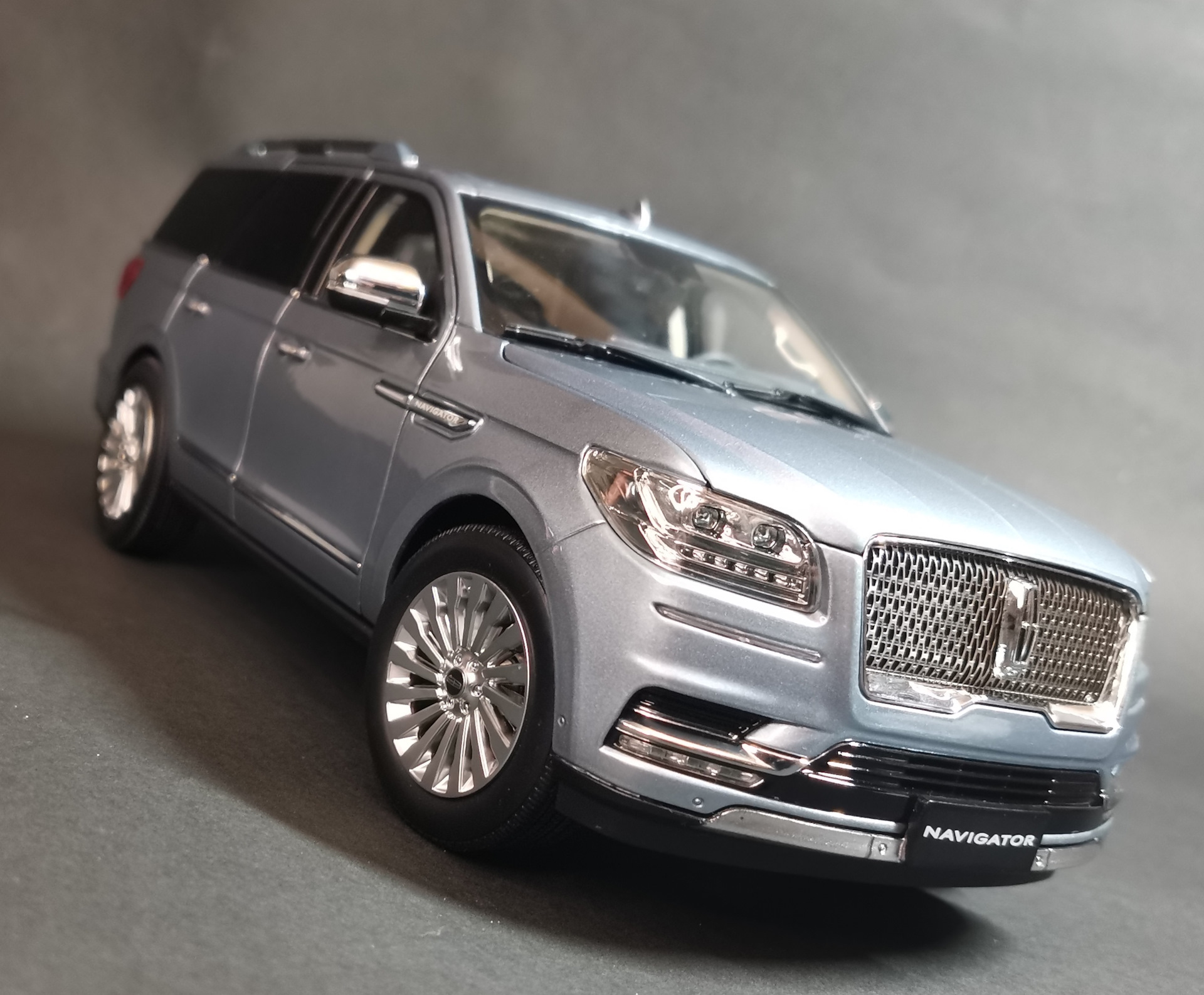 Lincoln Navigator 2018 1/18 by China Models — Сообщество «Масштабные Модели»  на DRIVE2