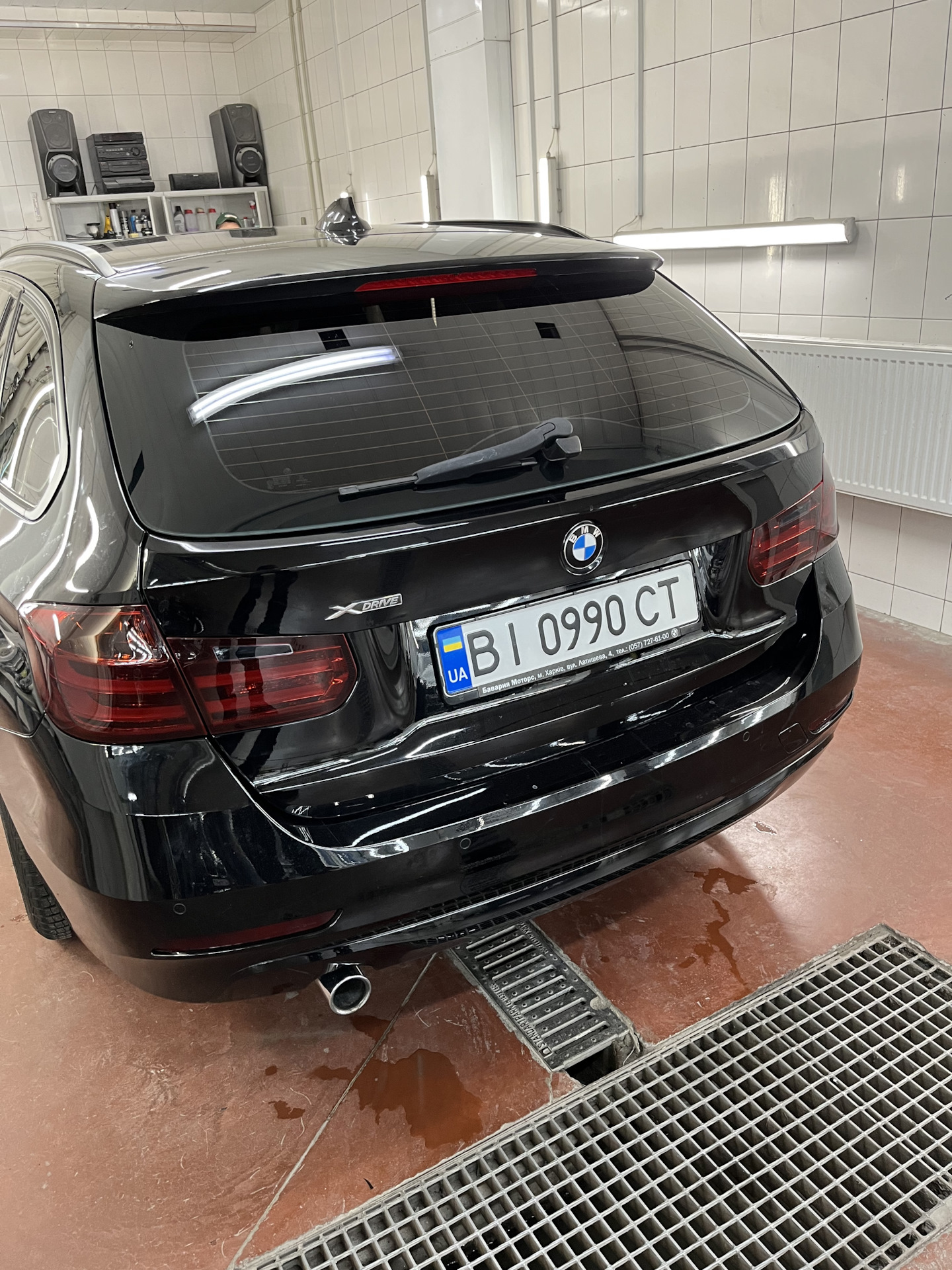 Полировка и оклейка фар защитной пленкой — BMW 3 series Touring (F31 ...