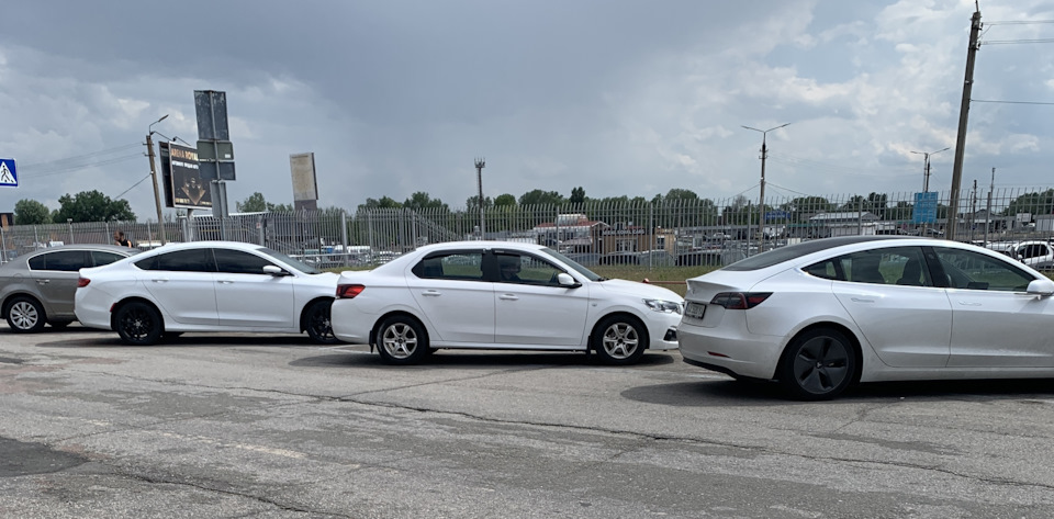 Фото в бортжурнале Peugeot 301 (2012)
