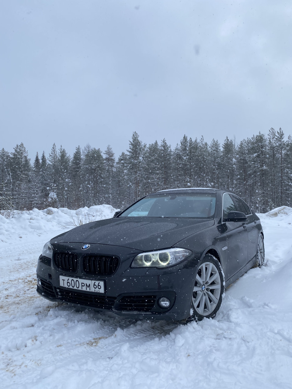 Чуть не разложился в щепки — BMW 5 series (F10), 3 л, 2013 года | ДТП |  DRIVE2