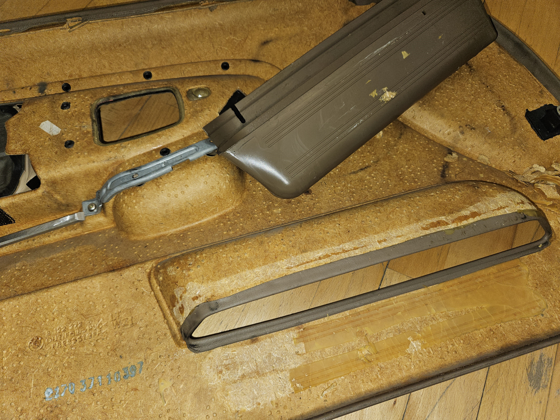 Ремонт дверной карты. — BMW 3 series (E36), 2 л, 1997 года | своими ...