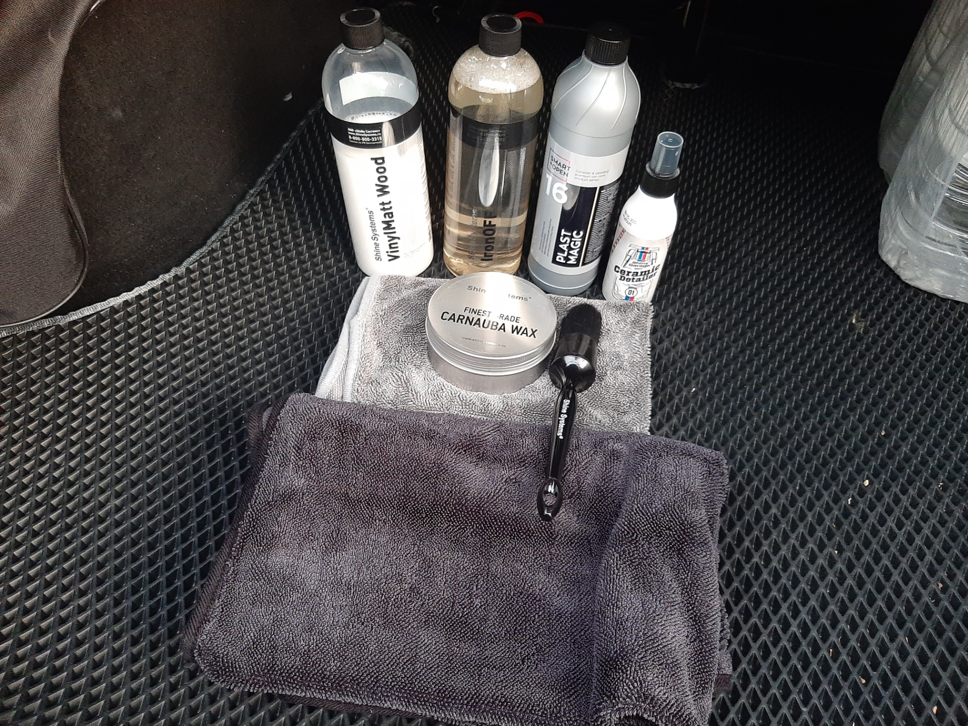 Вызываю дождь вопреки прогноза гидрометцентра)) — Lada Vesta, 1,6 л ...