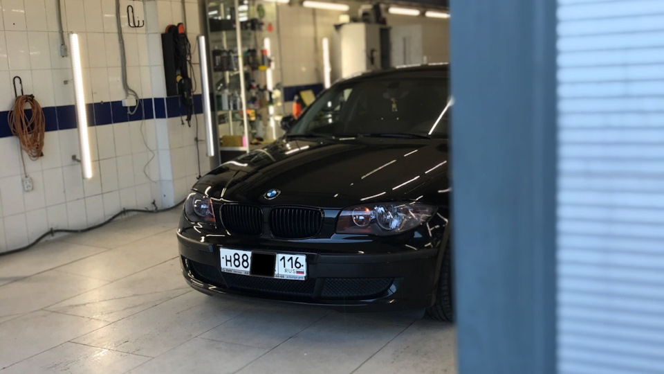 Переделка на ксенон фары — BMW 1 series (E81/E87), 1,6 л, 2008 года ...