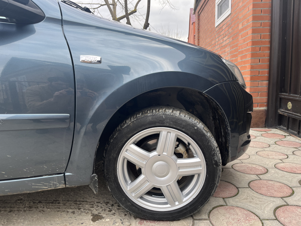 Торусы r15 на месте — Lada Гранта Лифтбек (1G), 1,6 л, 2015 года ...