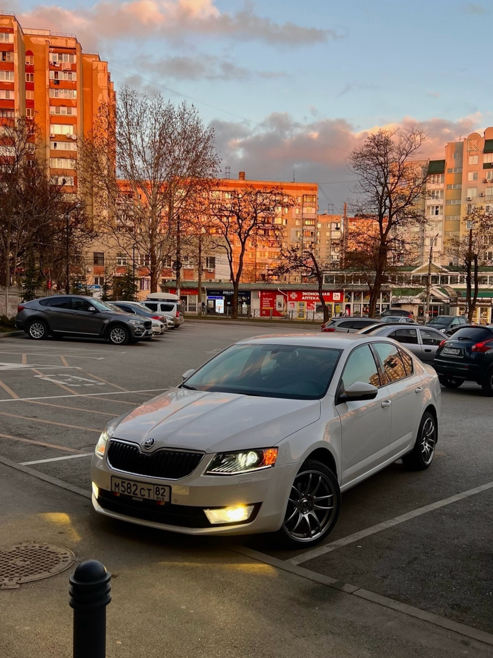 Вот так было до — Skoda Octavia A7 Mk3. Запчасти на фото: CT821