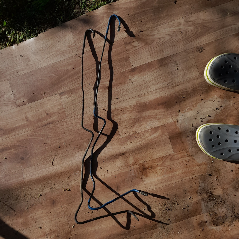 Замена тормозных трубок — DRIVE2