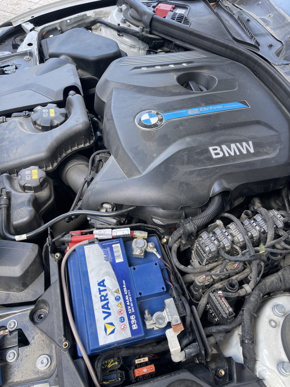 Таблица заряда акб 12в. Аккумулятор показывает 2 ампера. Таблица уровень заряда литиевого аккумулятора. Аккумулятор на металлоискатель 12в. Ампераж батарейки на 1.