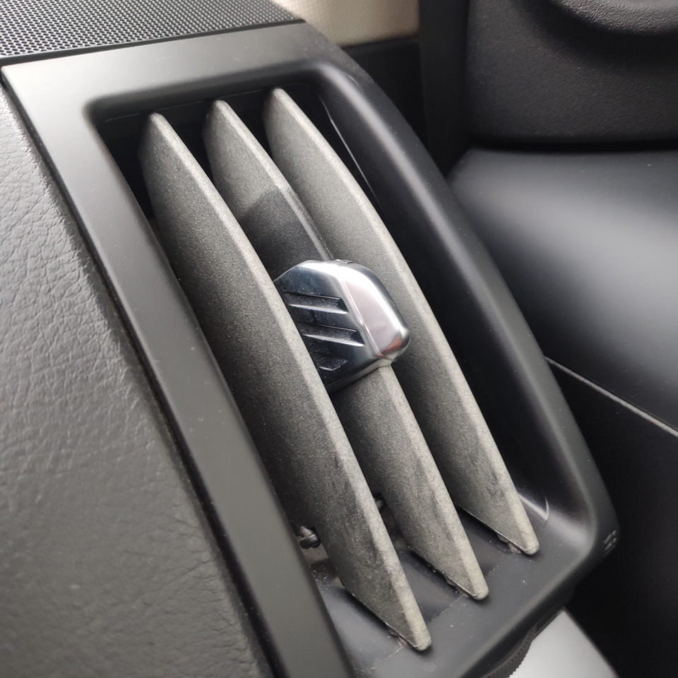 ⓼ Восстановление дефлекторов воздуховодов — Land Rover Freelander 2 ...