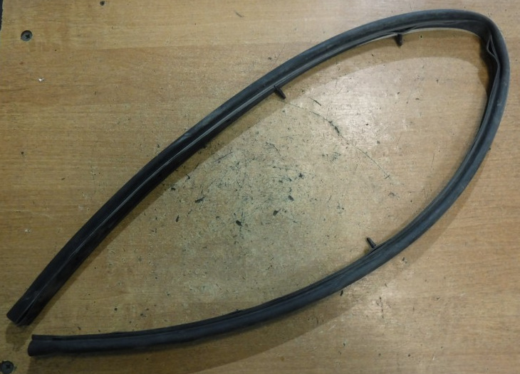 96615176 уплотнитель проёма двери lacetti передней левой. Lacetti chevrolet уплотнитель двери. Уплотнительная резинка шевроле лачетти. Шевроле лачетти седан 1. 8.