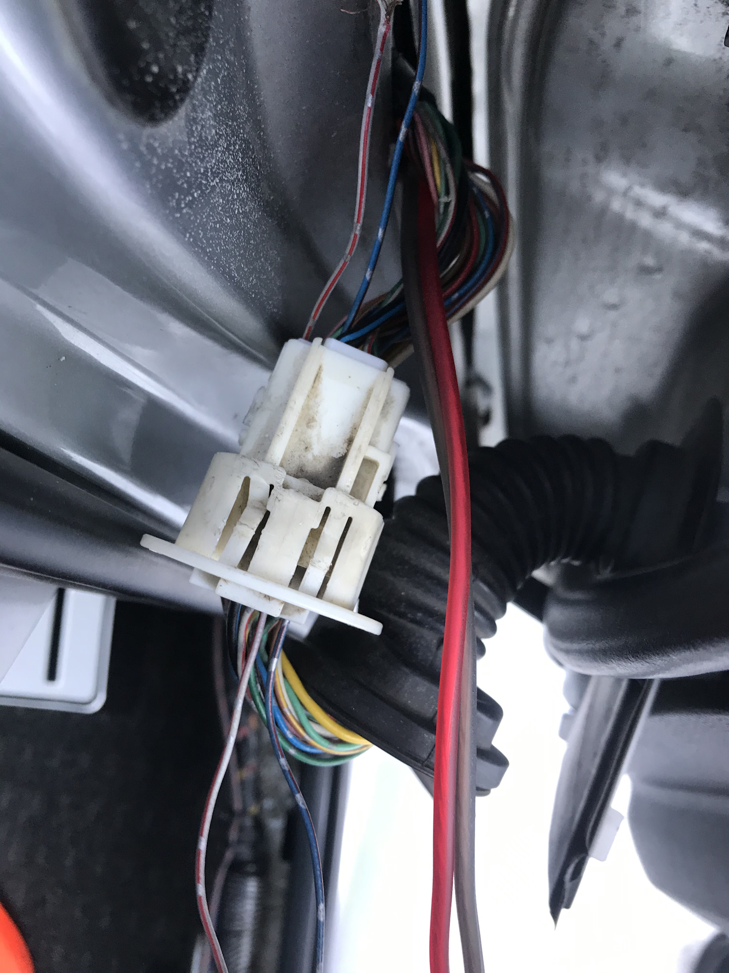 Старый термостат — Opel Astra H GTC, 1,8 л, 2007 года | плановое ТО ...