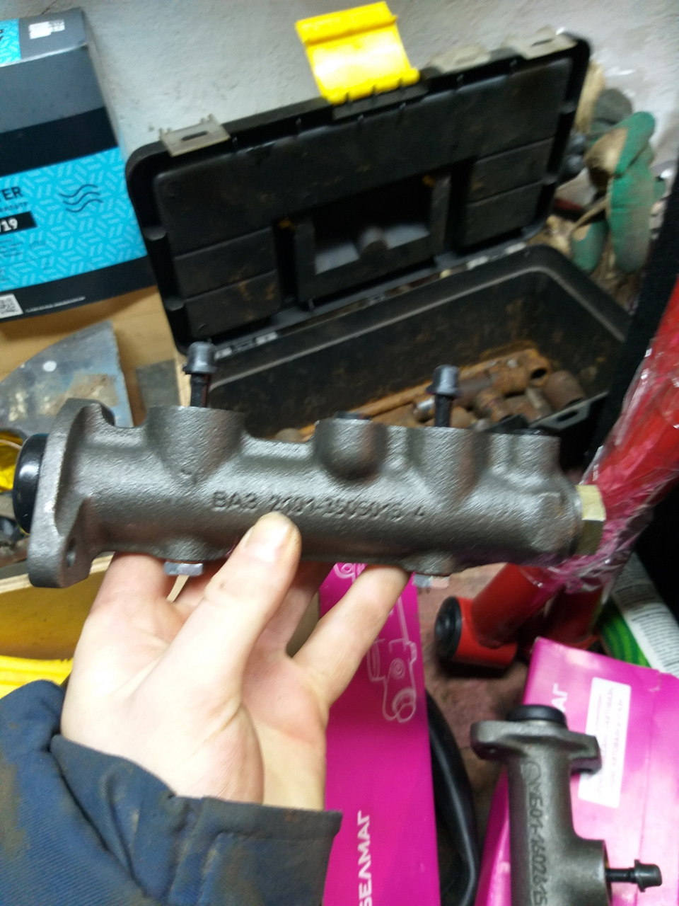 Трудно ли заменить уплотнитель вариатора? — Audi A6 (C5), 2,4 л, 2002 ...