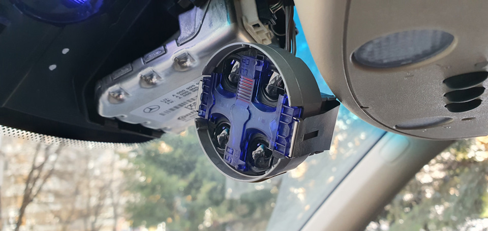 Переклейка датчика дождя. — Mercedes-Benz GLK-Class (X204), 3,5 л, 2012 ...