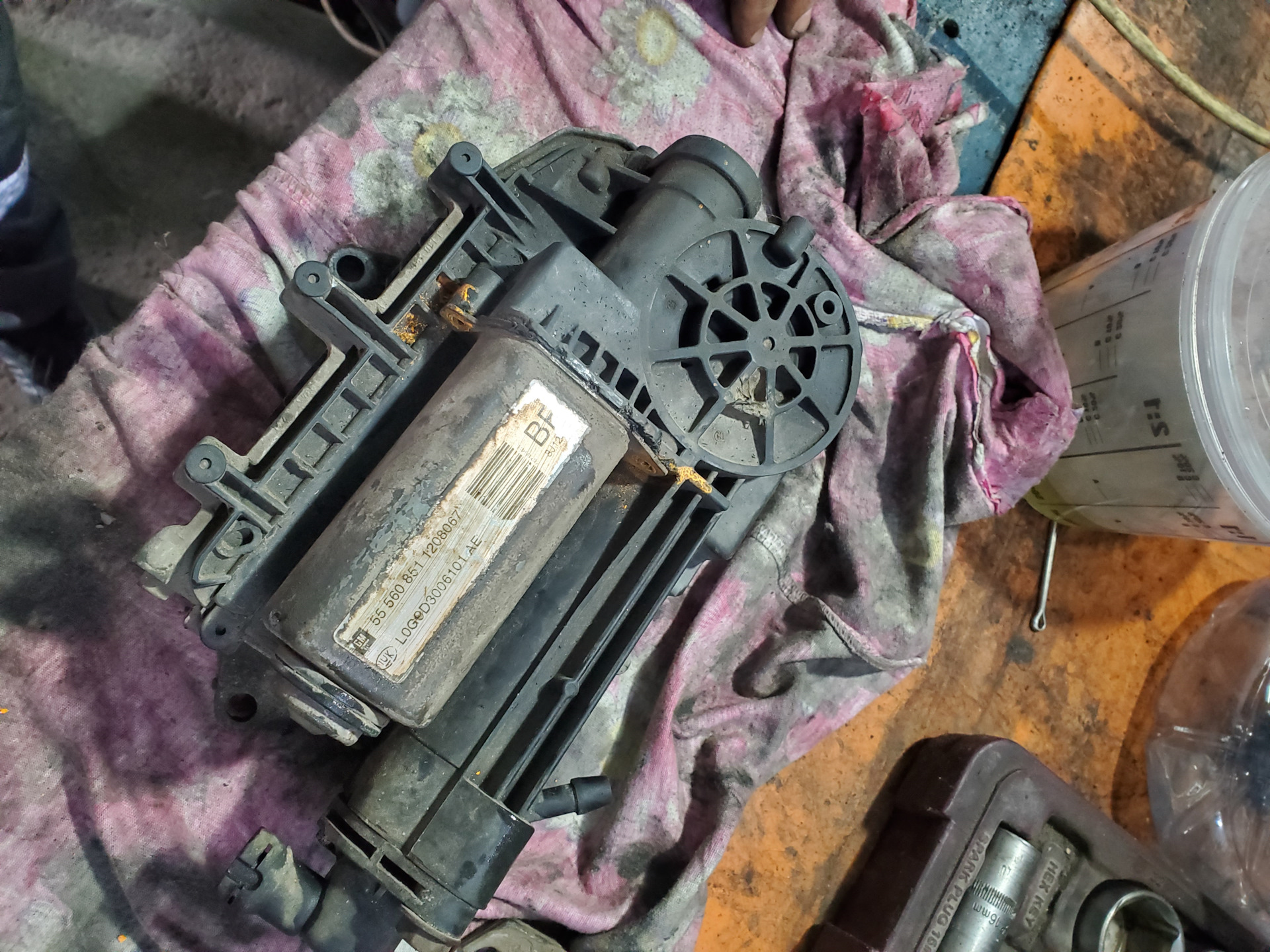 Срочно нужен ИЗИТРОНИК! — Opel Corsa D, 1,2 л, 2007 года | поломка | DRIVE2