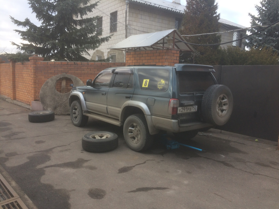Фото в бортжурнале Toyota Hilux Surf (3G)