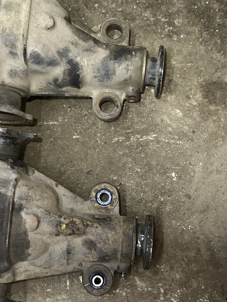 Фото в бортжурнале Nissan Laurel (C35)