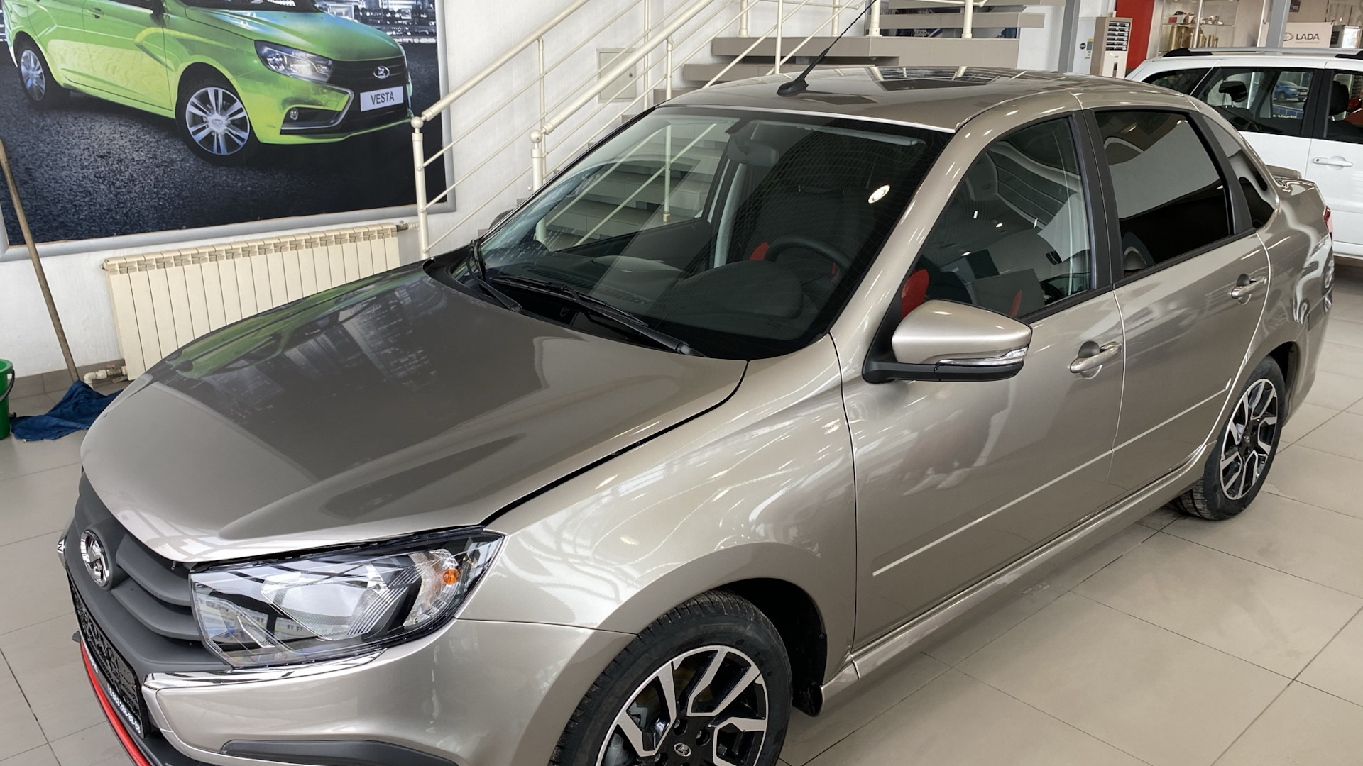 Lada Гранта (2G) FL 1.6 бензиновый 2021 | Lada drive active 1.6 на DRIVE2