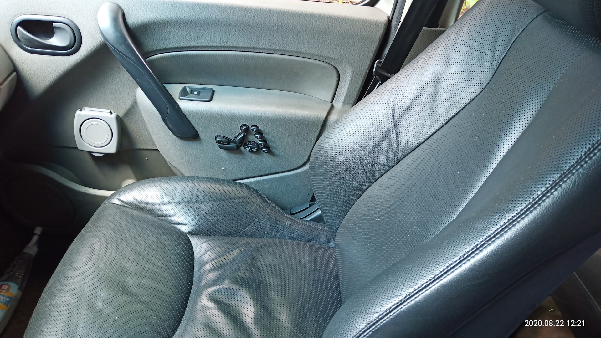 Как я менял тросики ручного тормоза) — Mazda 6 (1G) GG, 2,3 л, 2004 ...