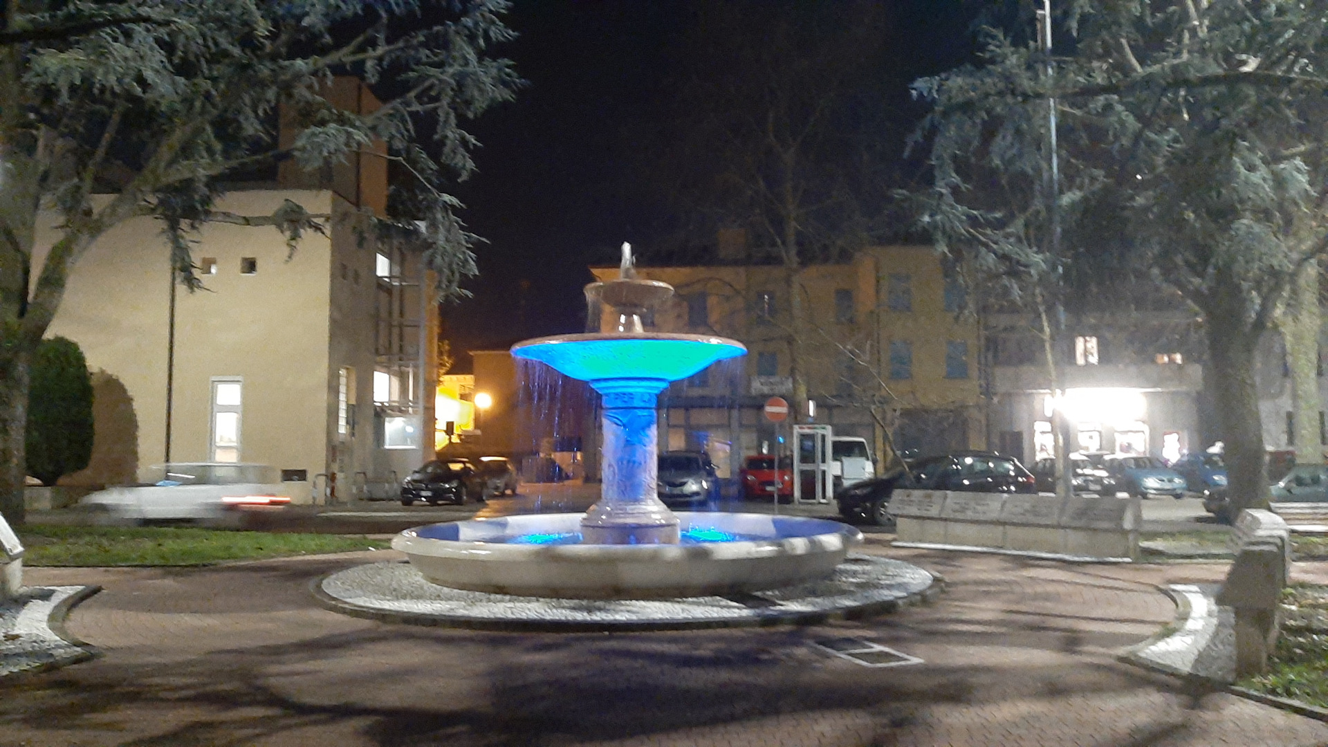 Синий фонтан