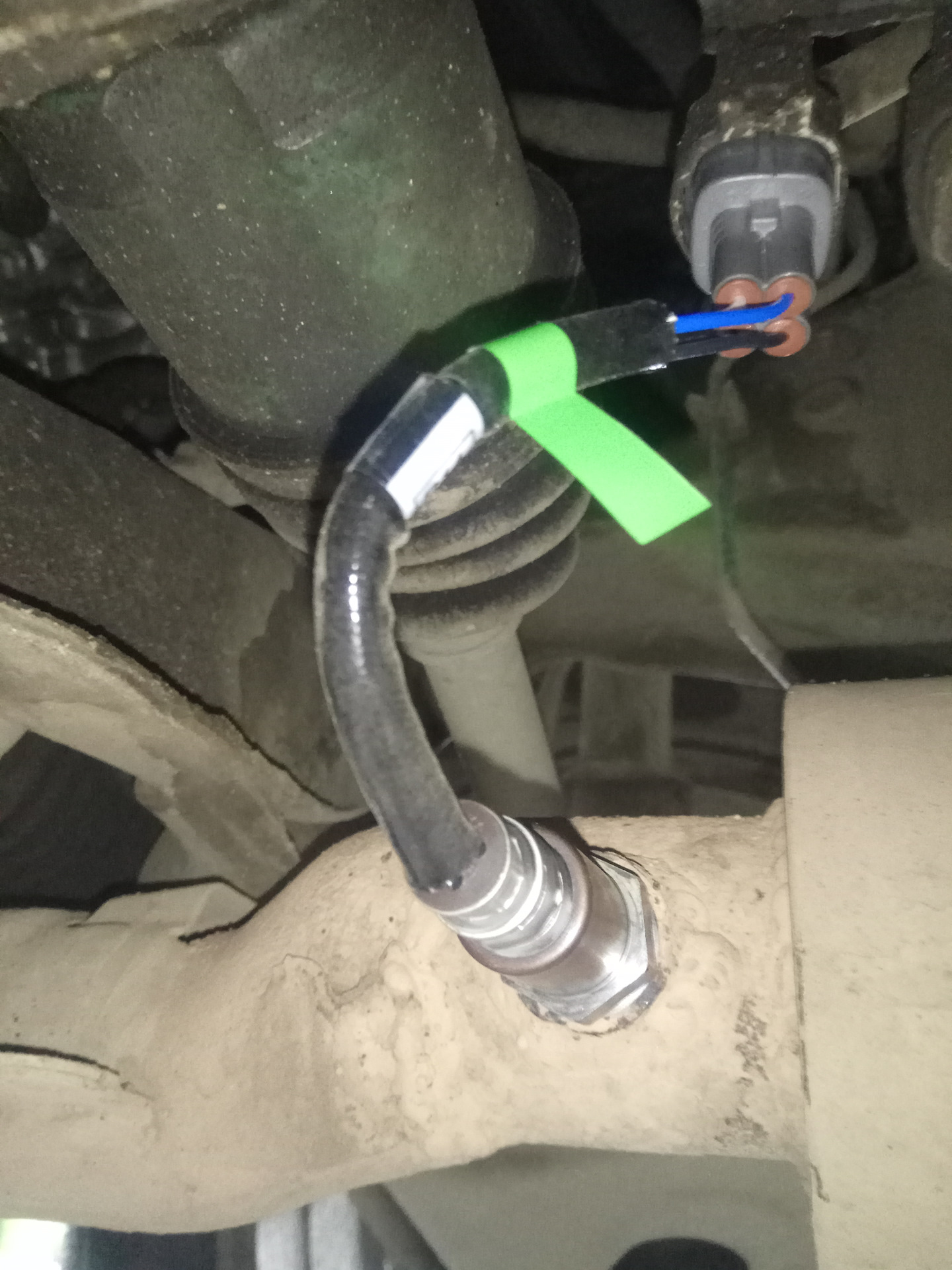 Лямбда зонд субару форестер sf5. Лямбда замена субару. Переходник лямбда зонда субару. Лямбда замена субару. Лямдазон субару форестер сф5.