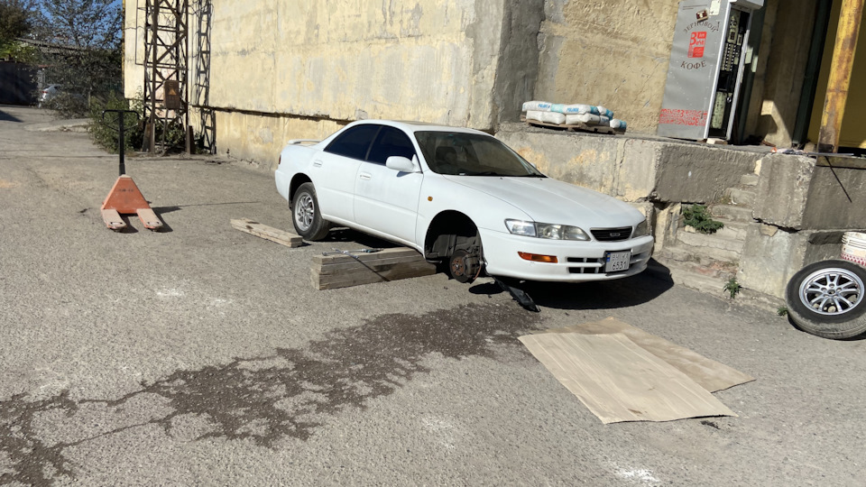 Фото в бортжурнале Toyota Carina ED (3G)