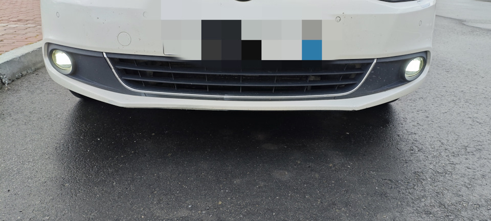 Противотуманные фары на jetta 6 на Volkswagen Jetta VI. Б/у | 4 000 ₽ в ...
