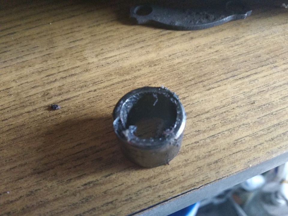 Фото в бортжурнале Audi 100 (C3)