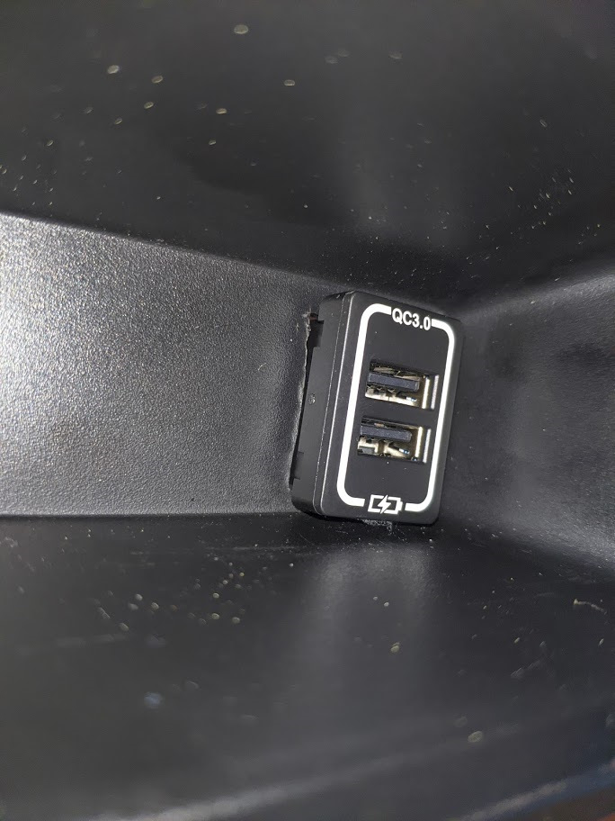 Смотрим как встаёт без подкладки — Lada XRAY