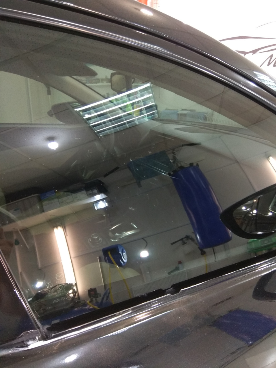 Екб. Mazda 6: удаление глубоких царапин со стекол — MB-detail на DRIVE2