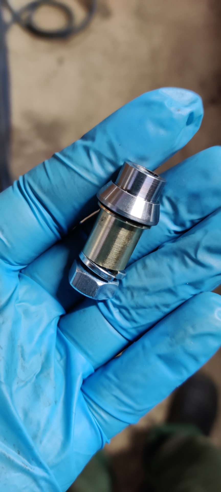 Замена дверной петли и восстановление дверной проводки — Volvo S80 (2G ...