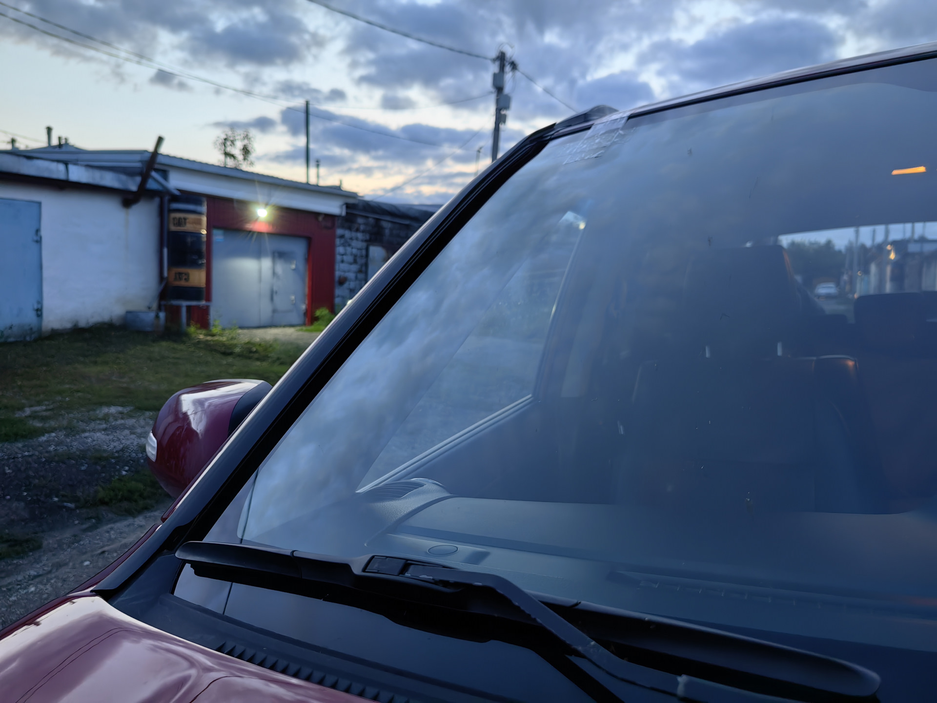 Дефлекторы лобового стекла Стрелка — Suzuki Grand Vitara (2G), 3,2 л ...