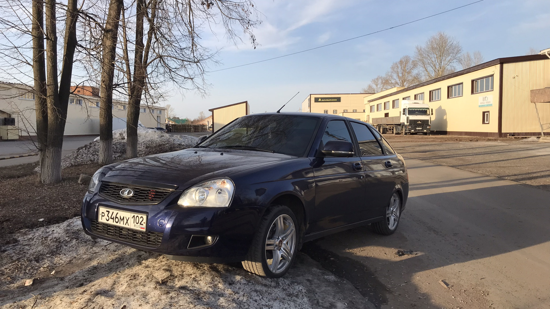 Lada Приора хэтчбек 1.6 бензиновый 2013 | Персей на DRIVE2