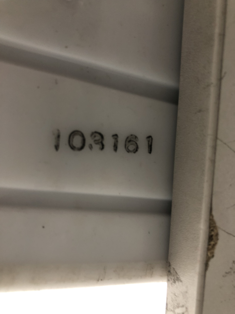 Вот такая маркировка имеется на днище аккумы… — Mitsubishi Pajero Sport (1G)