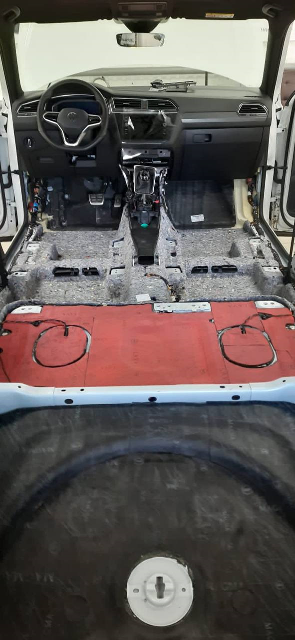 [ШВИ] Пол, багажник, арки и подкрылки — Volkswagen Tiguan (2G), 2 л ...
