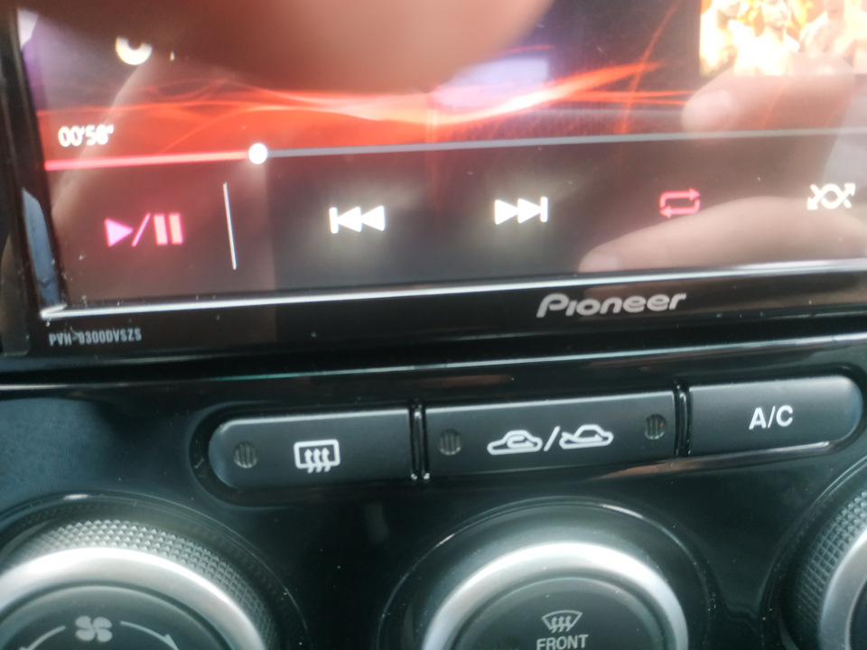 Pioneer pvh-9300dvszs и рамка TBX-t004 made in Japan — Mazda