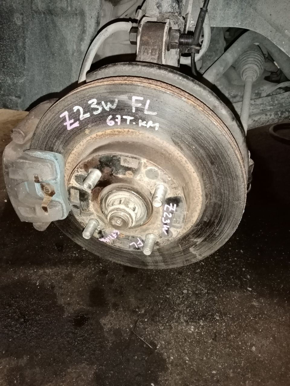 Заварил глушитель на митсубиси кольт — Mitsubishi Colt VI, 1,3 л, 2003 ...