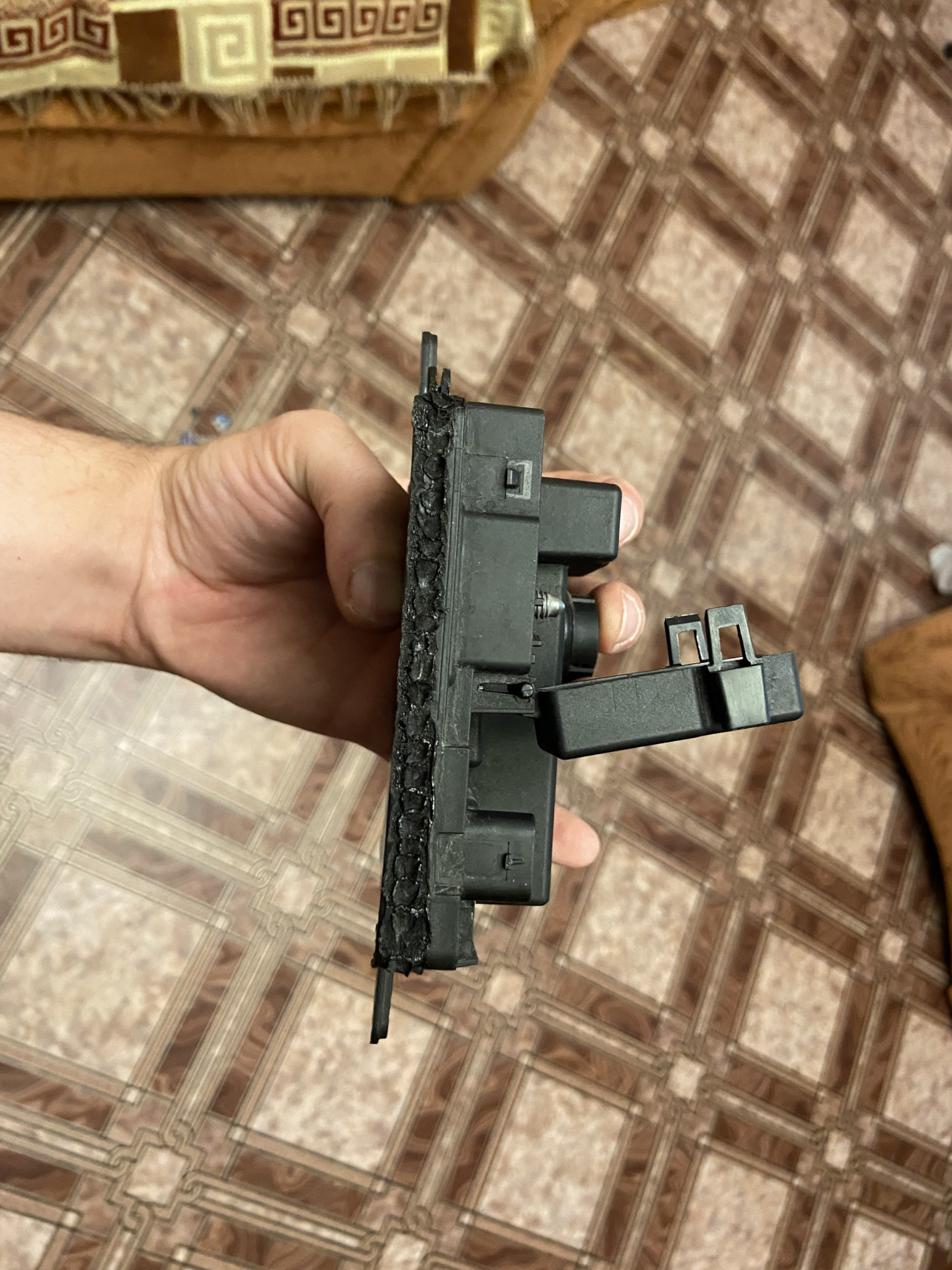 Обрыв цепи электромагнитного клапана масляного насоса n13 — DRIVE2