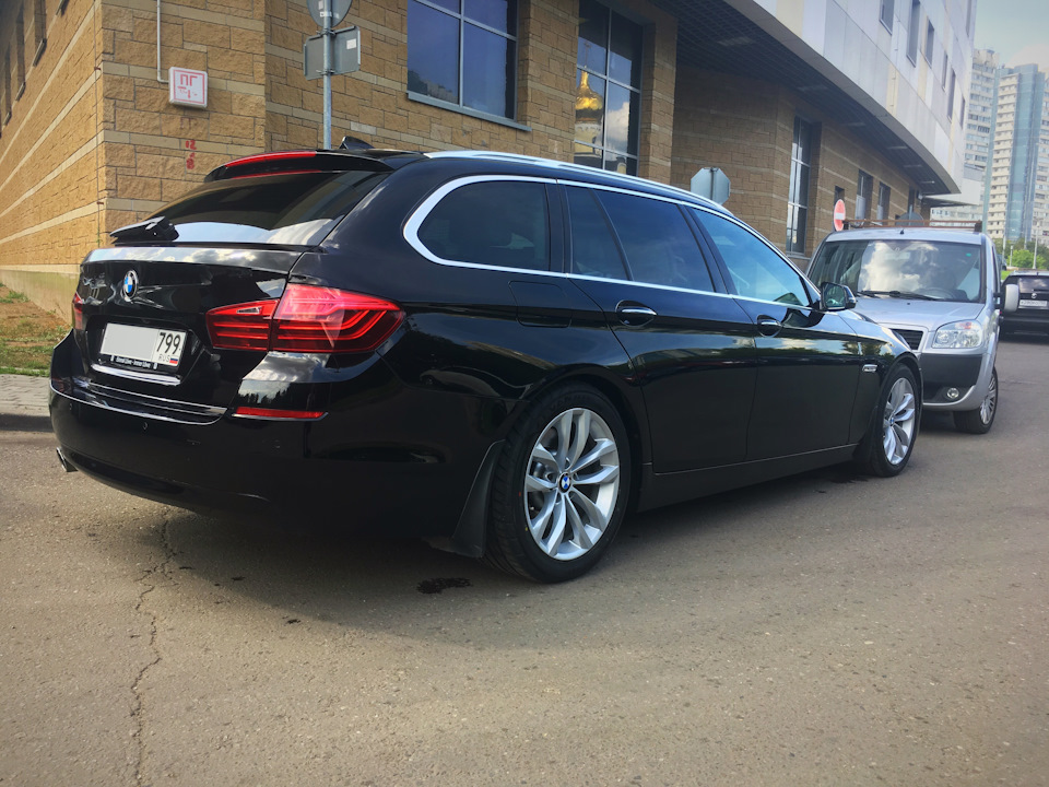 Komplektaciya I Doosnashenie Bmw 5 Series Touring 2 0 L 2013 Goda Na Drive2